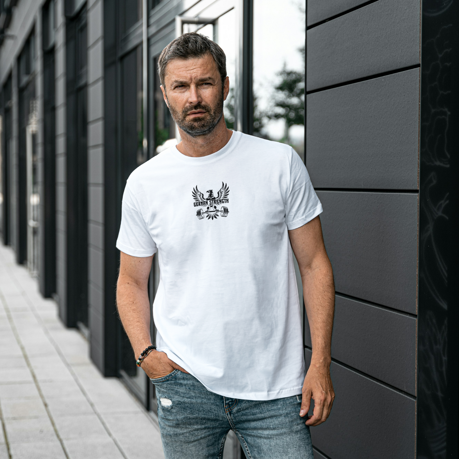 T-Shirt – „German Strength“ Frontprint Edition Spreadconnect
